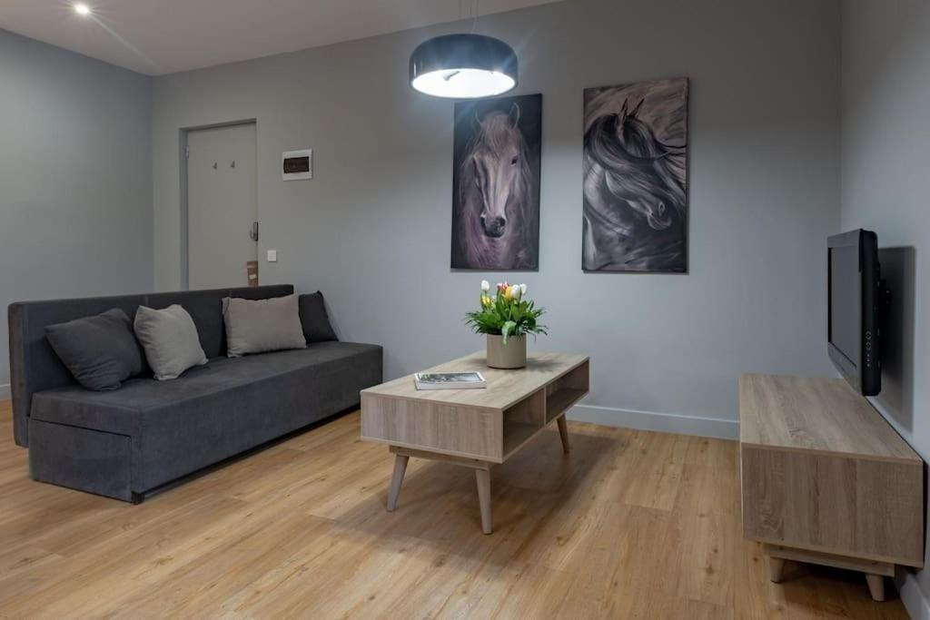 Modern, Quite 1-Bdr Apt 5 Min Walk To Acropolis Aten Exteriör bild